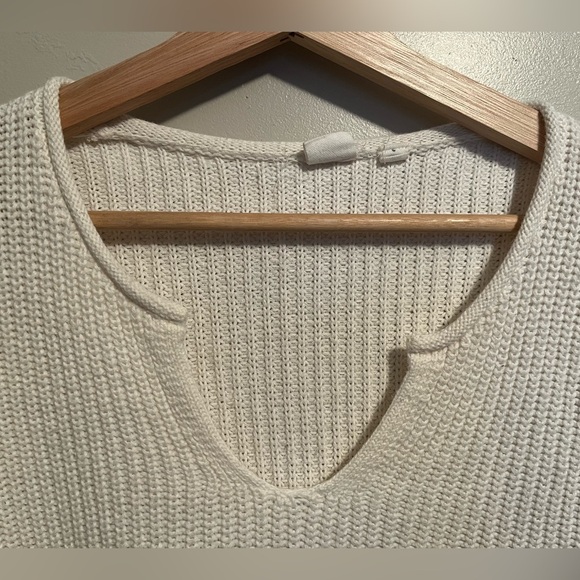 Gap Oversized White/Cream Knit Sweater - Picture 6 of 10